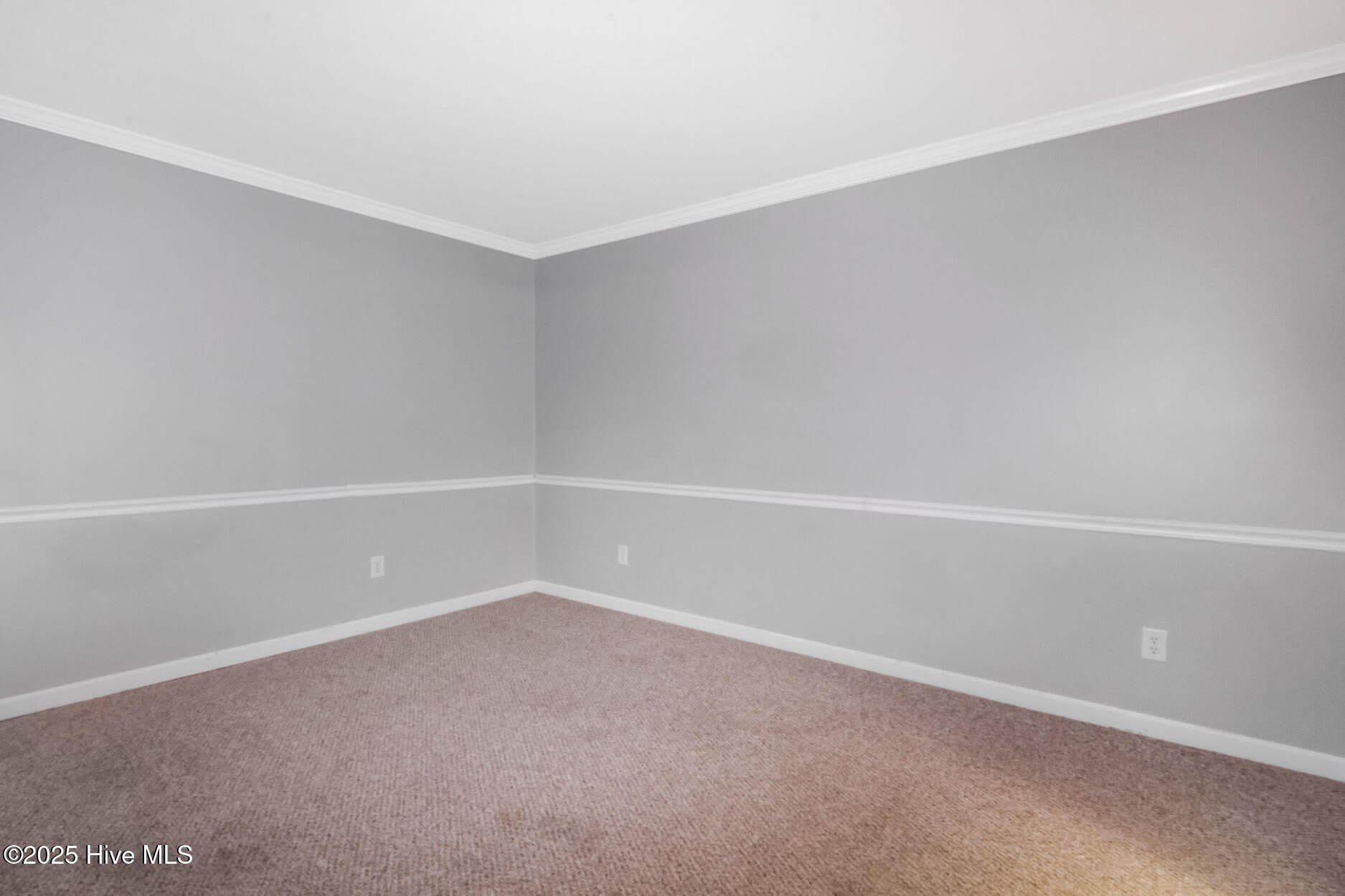 102 Huntington Court – photo 4