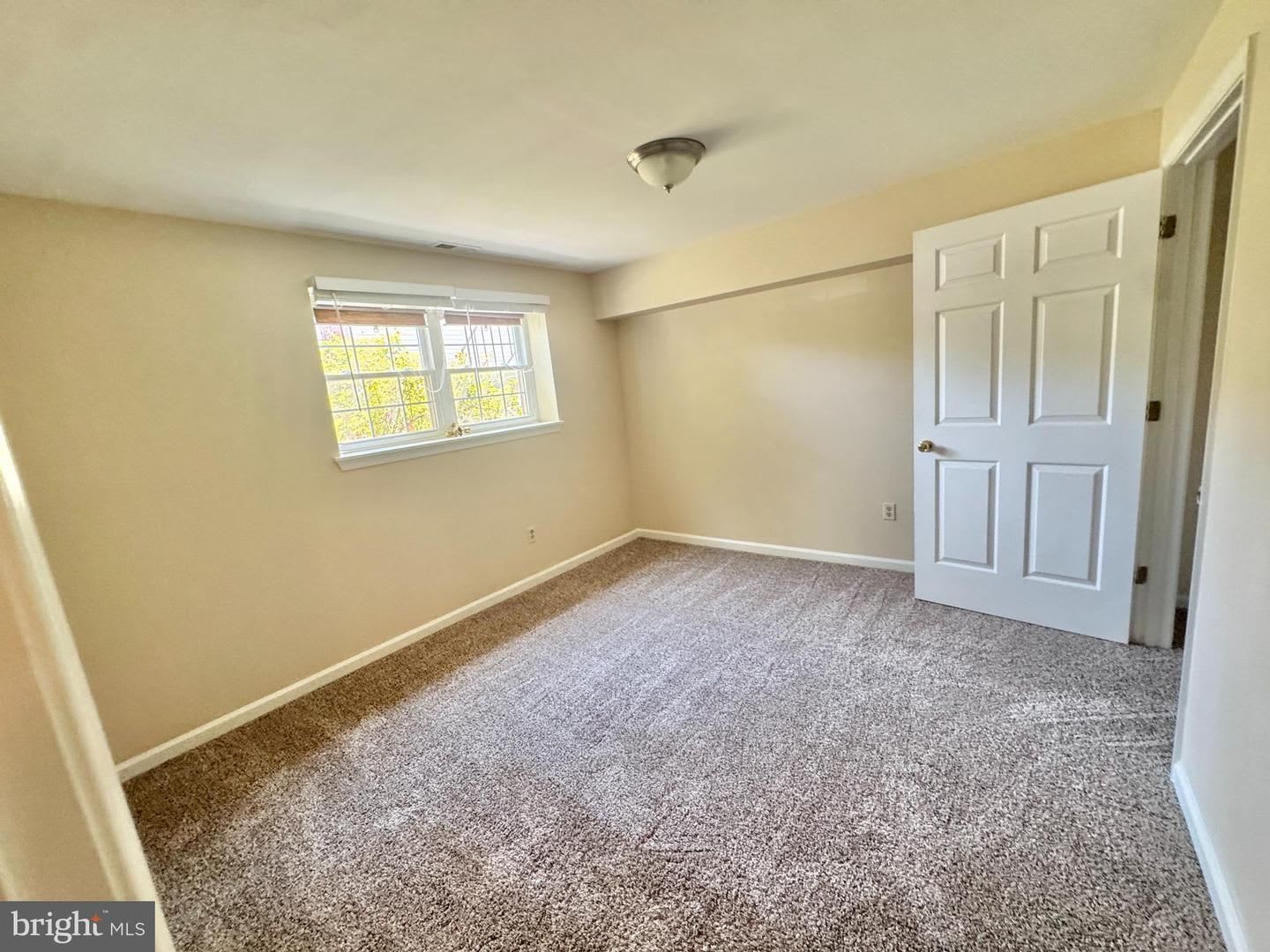 STAFFORD TOWNHOUSE – photo 3