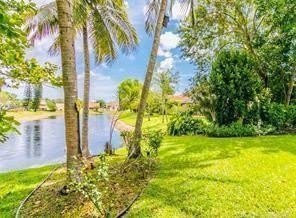 6310 NW 58TH Way – photo 2