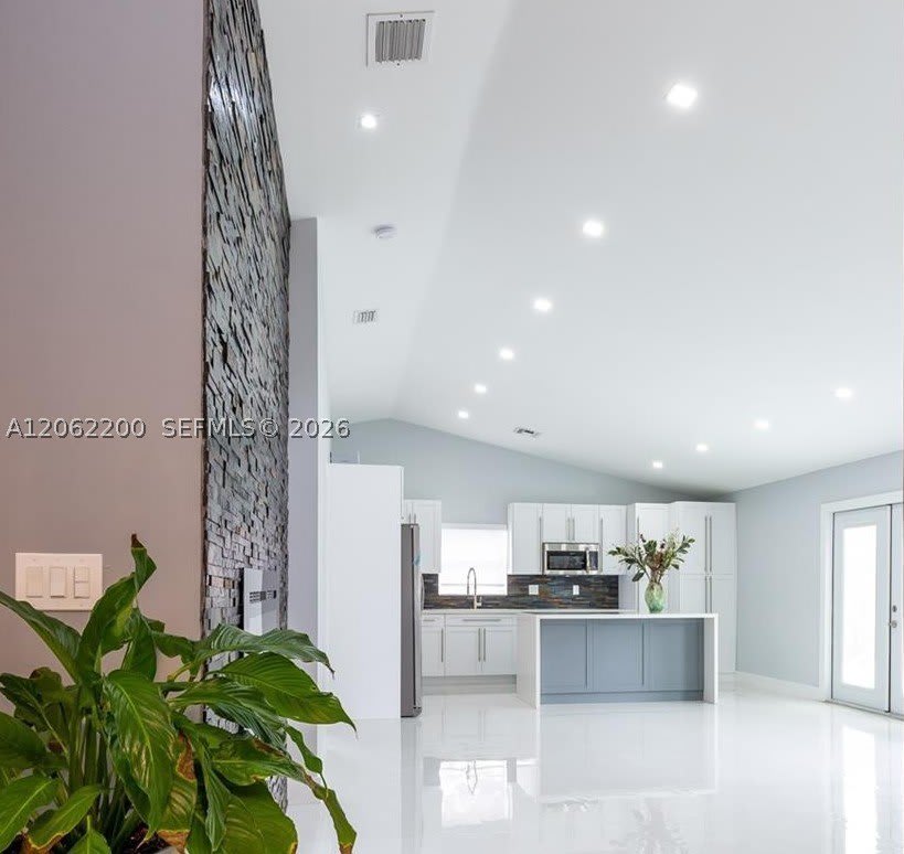 14003 SW 147th Ct – photo 4