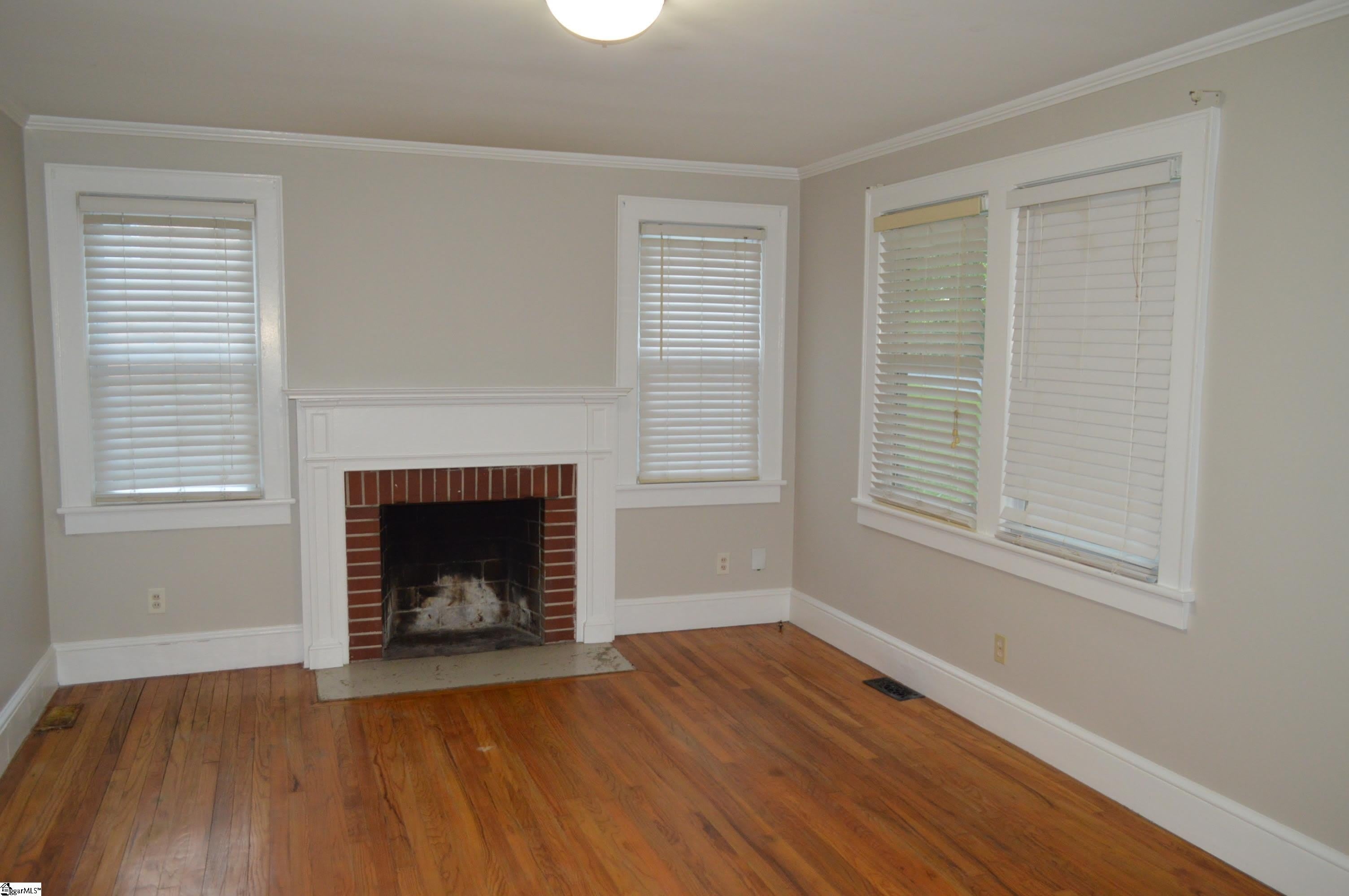 104 S Howell Street – photo 4