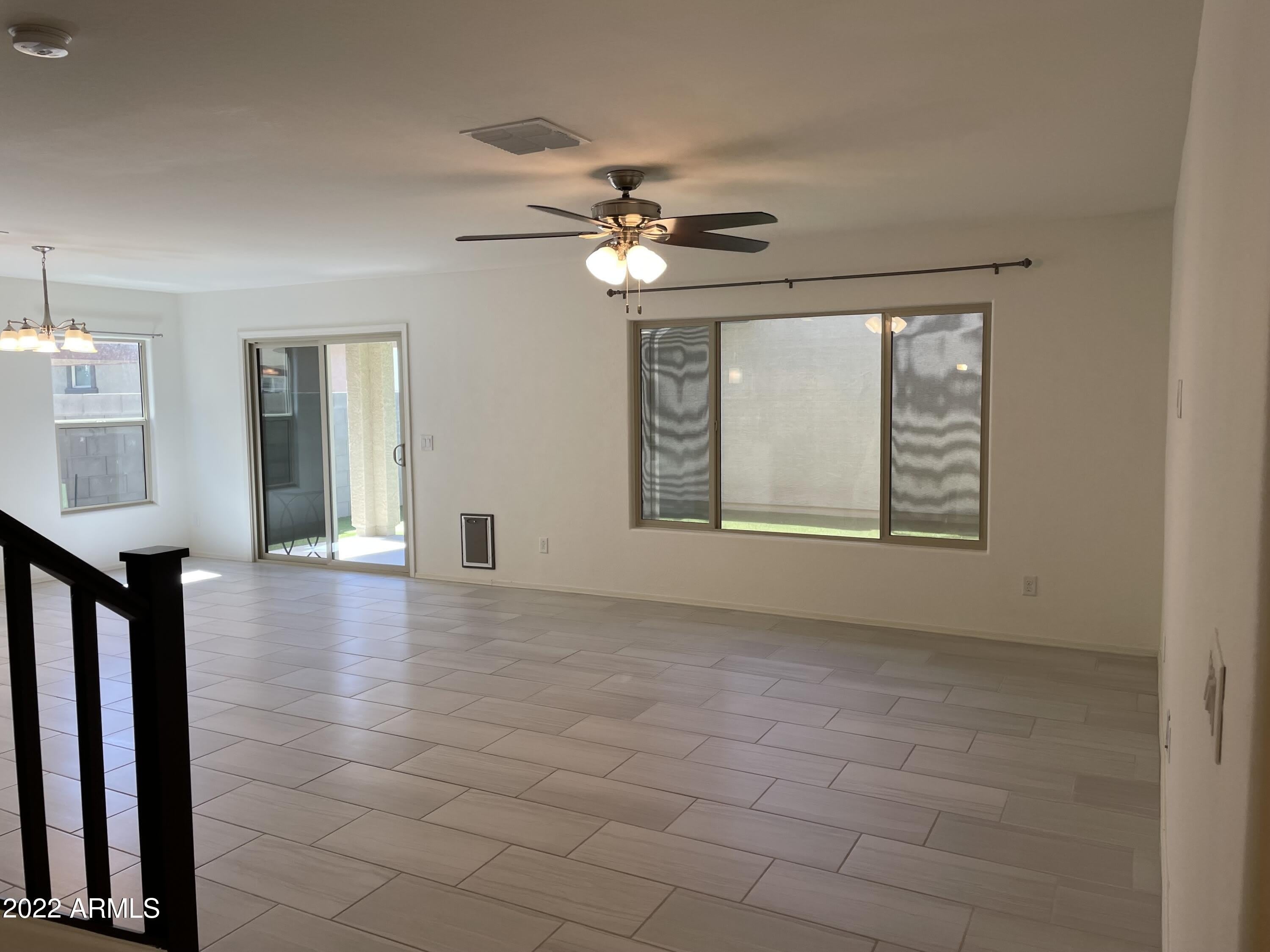 16623 W CULVER Street – photo 4