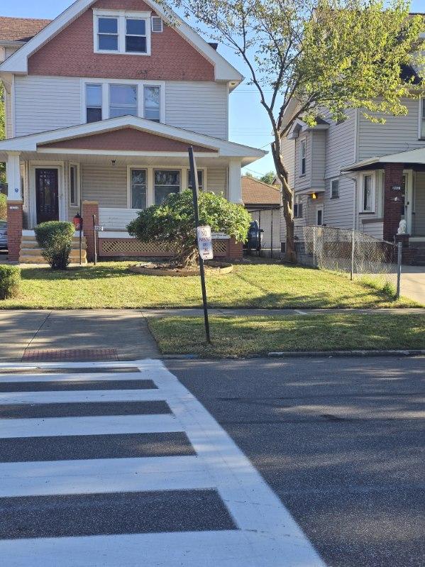 12312 Buckingham Avenue – photo 1