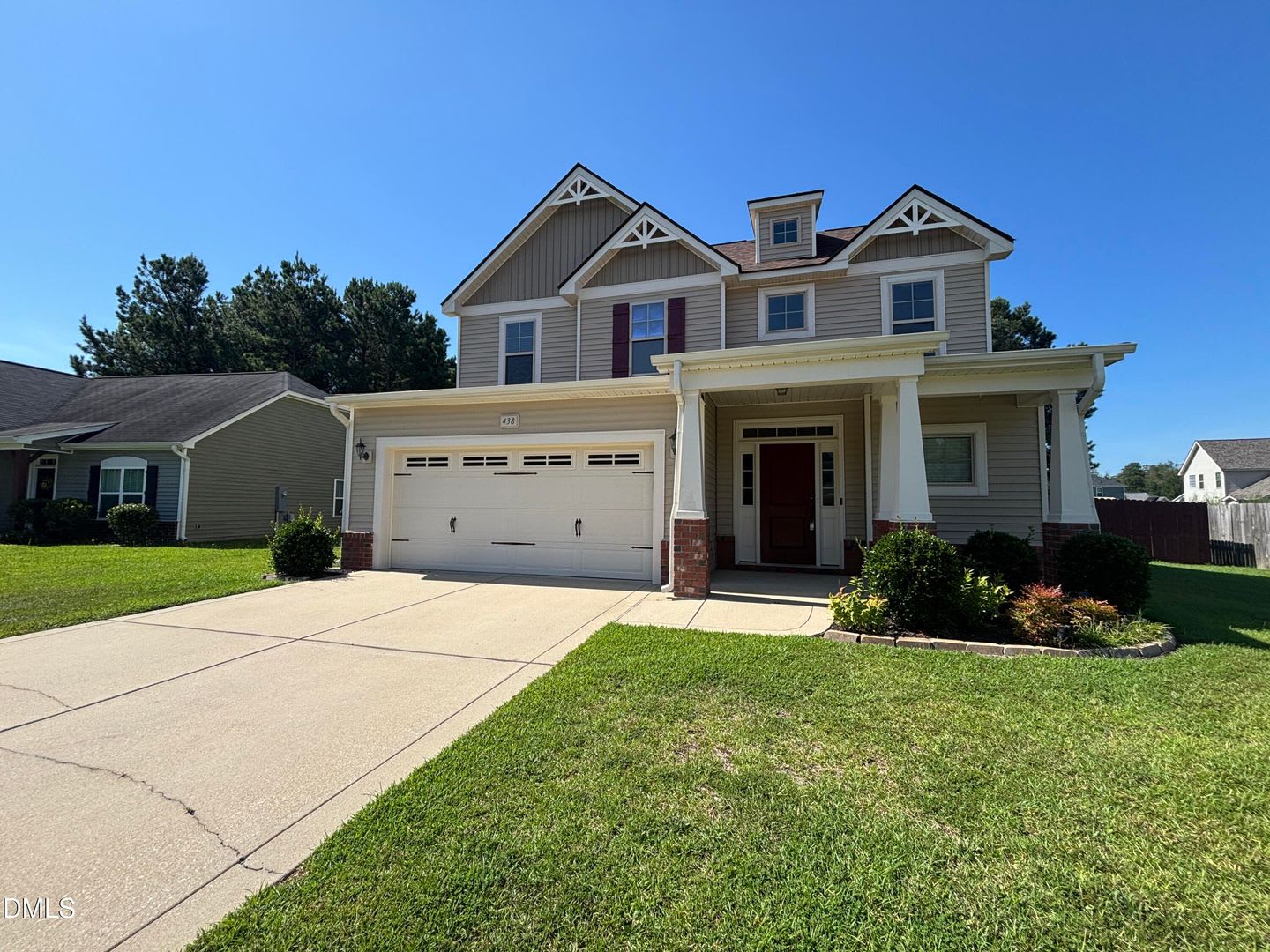 438 Roanoke Dr – photo 1