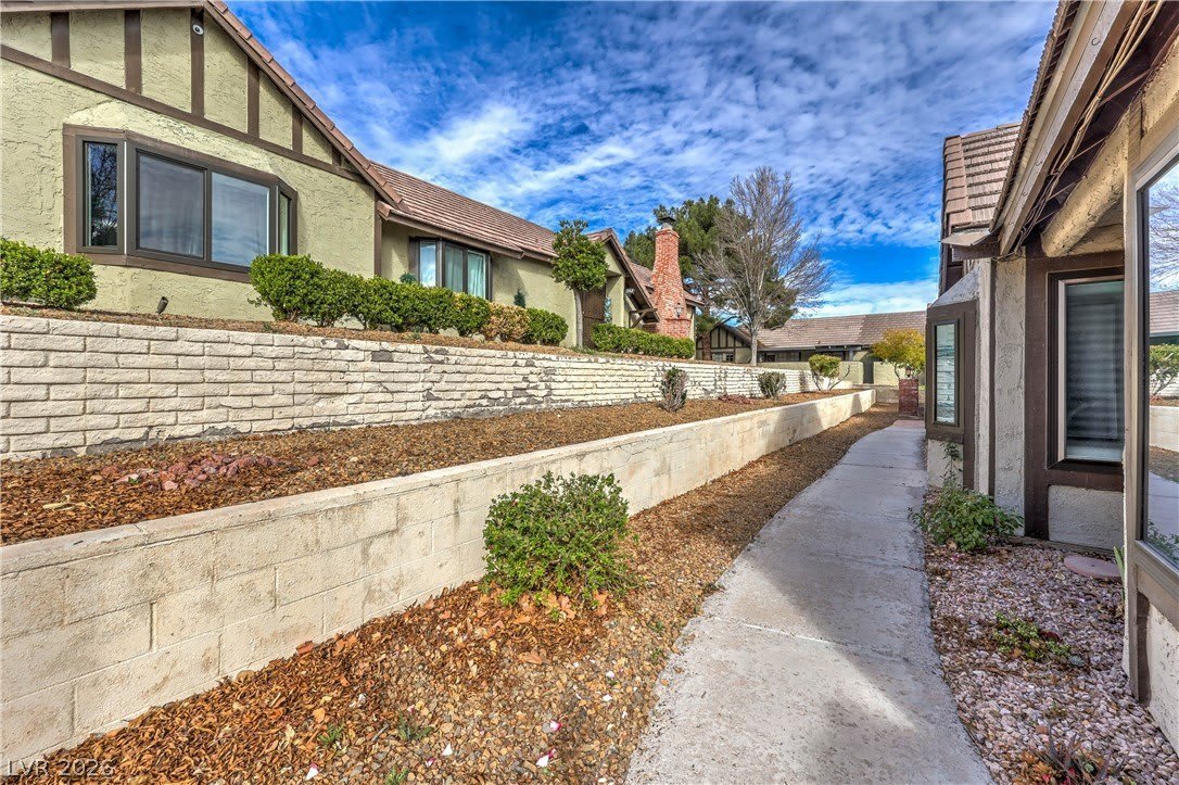 3953 Landsdown Place – photo 3