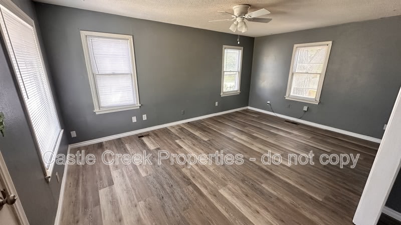 4018 Southeast 10Th Street – photo 3