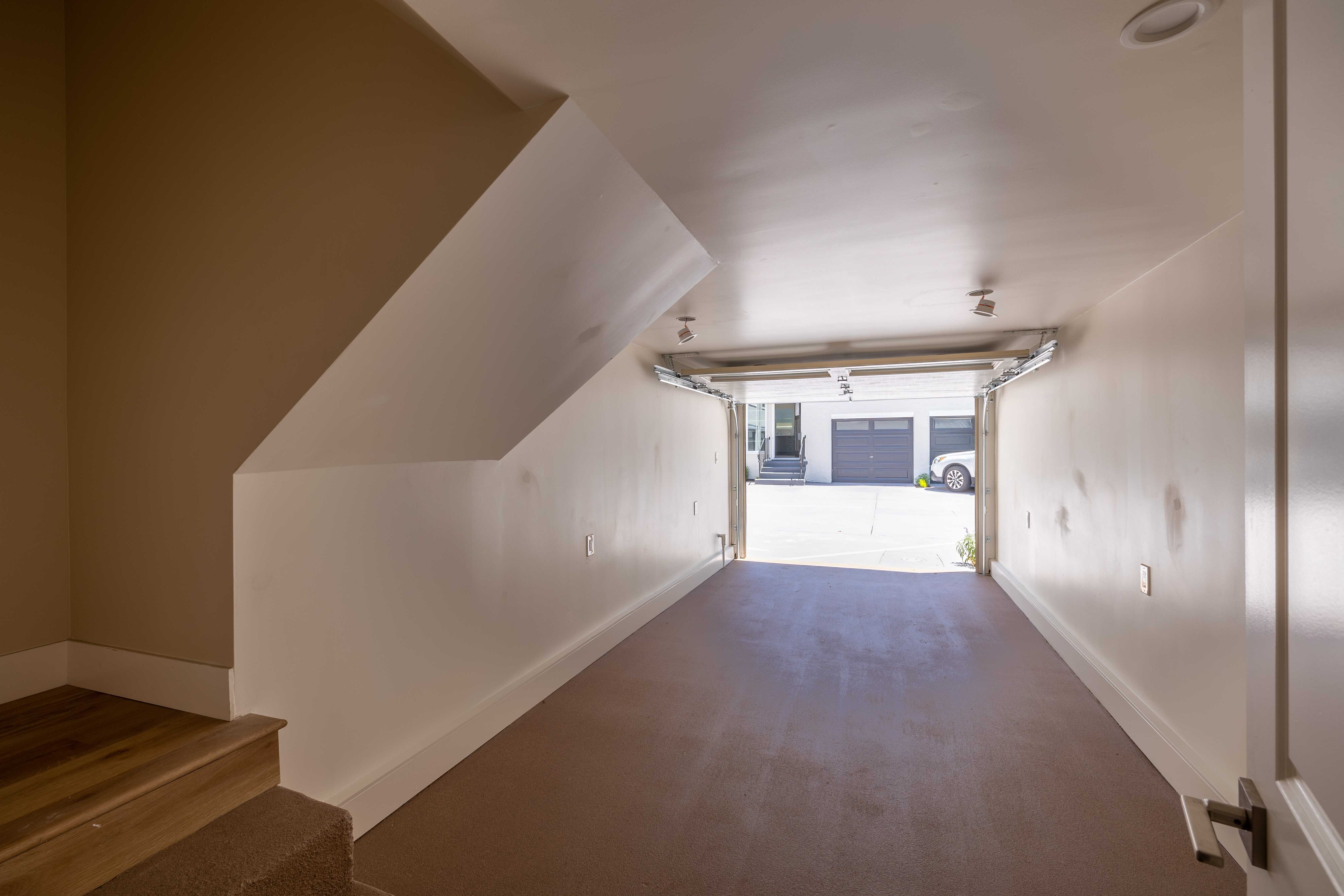933 University Avenue – photo 2