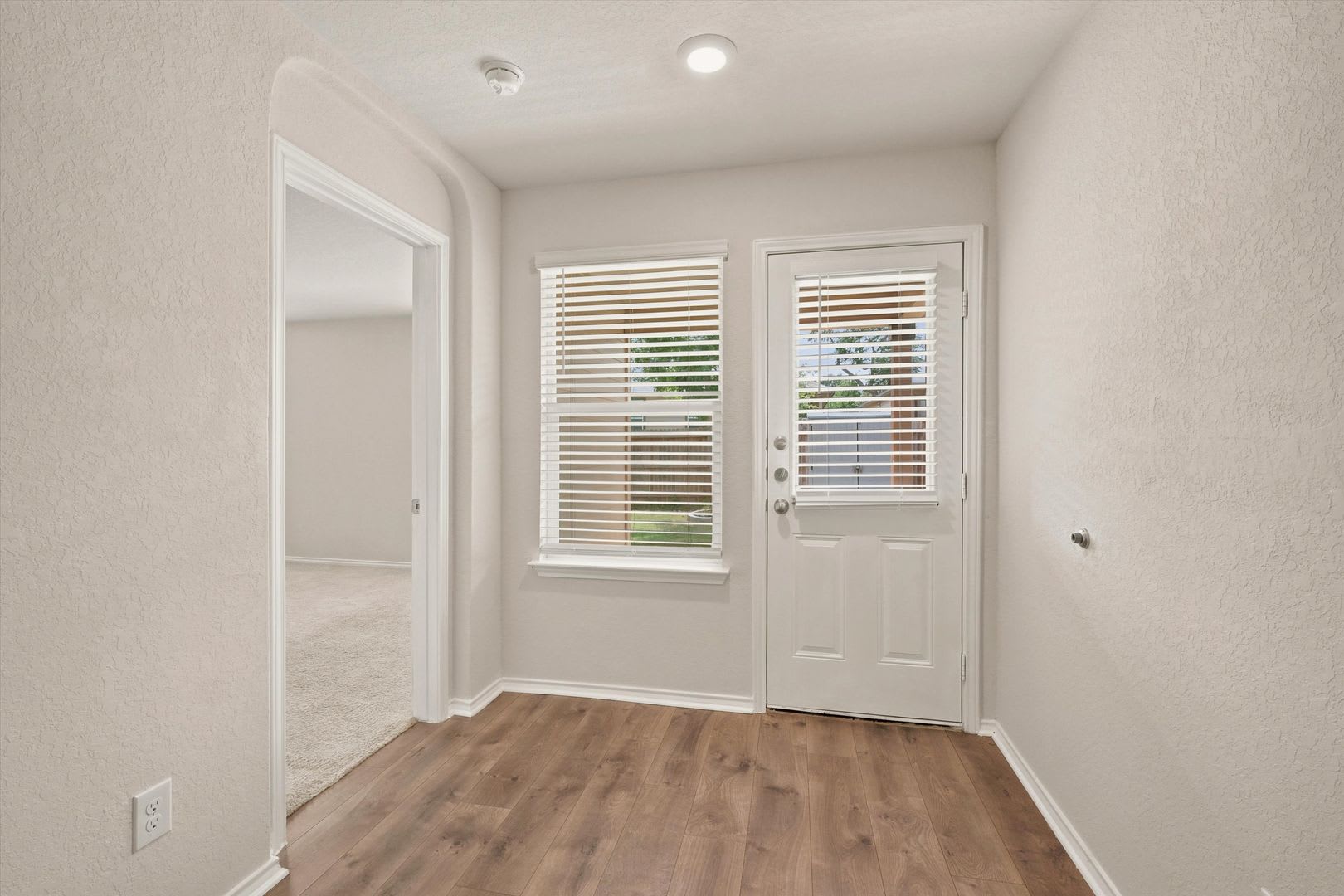 Beautiful Bulverde Home in Comal ISD – Move-In Ready! – photo 3