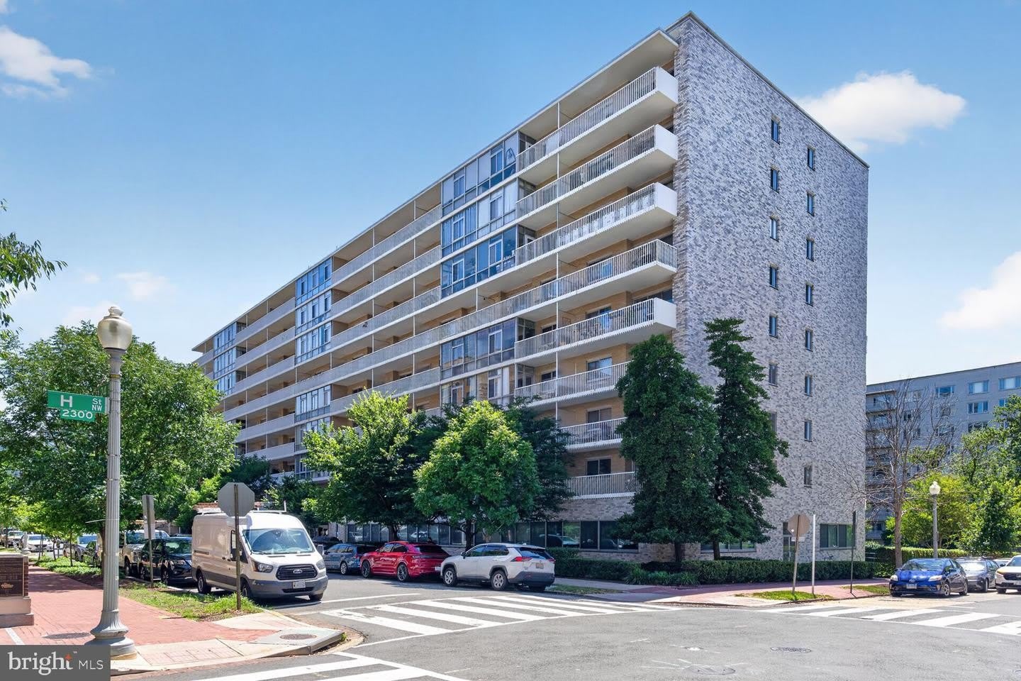 730 24TH ST NW #512 – photo 2