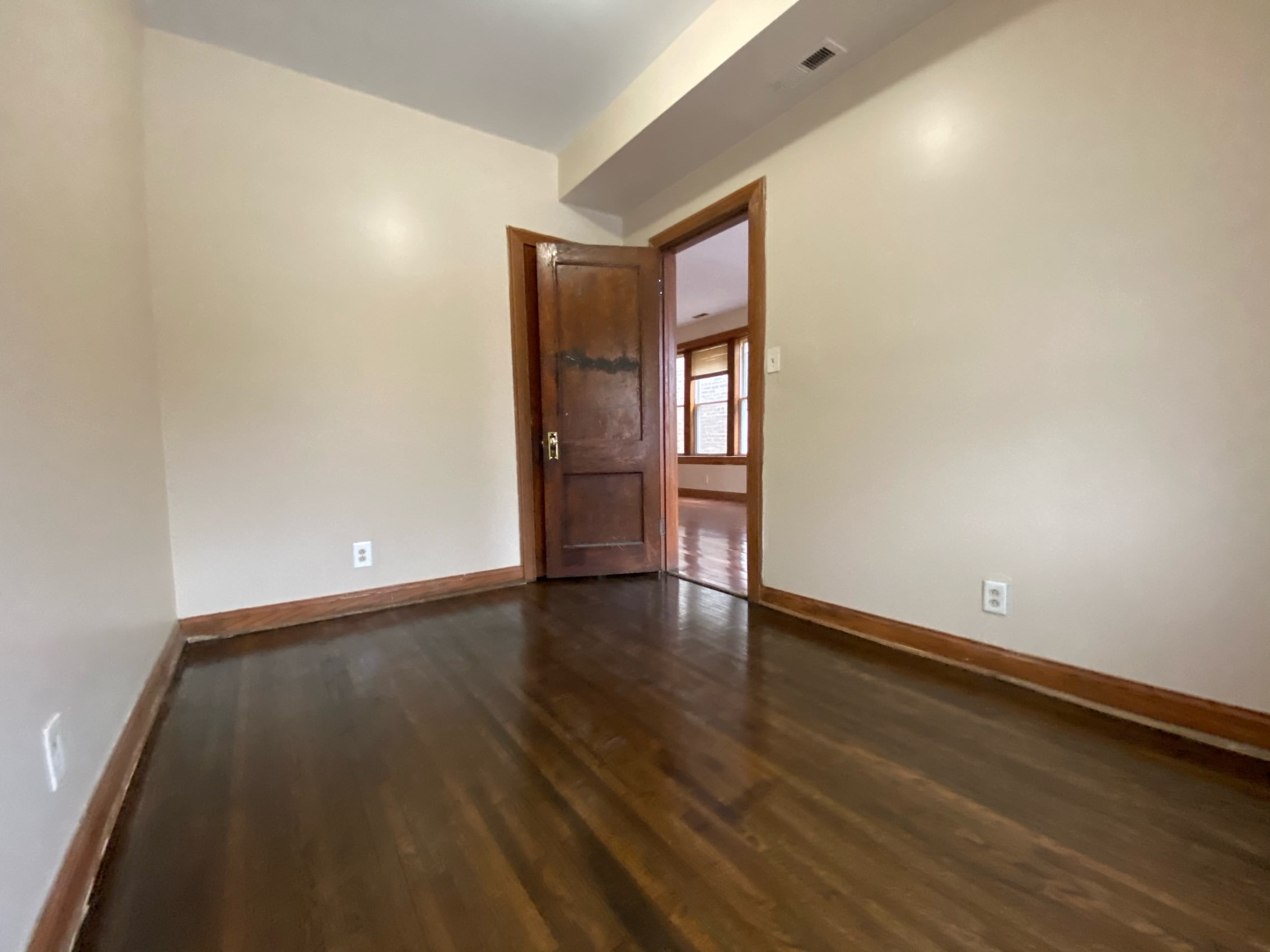 5619 S. WOOD 2 – photo 2