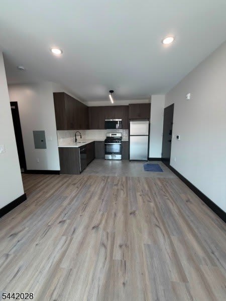 862 Broadway – photo 3