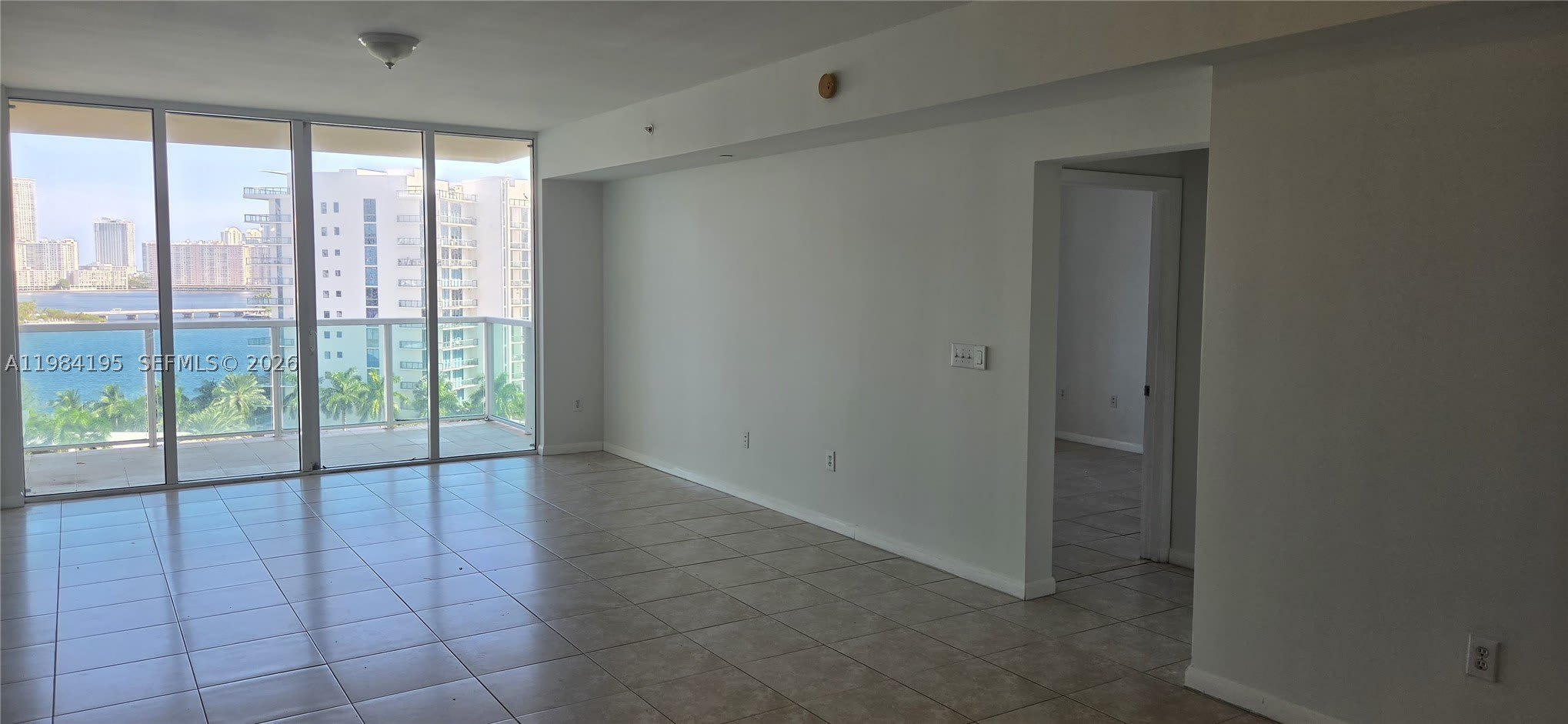 3330 NE 190th St – photo 4