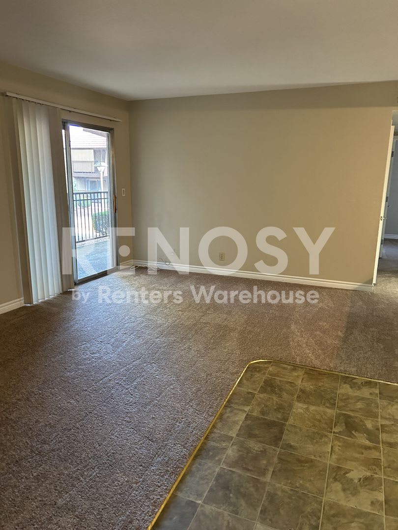 Avail Immediately: Beautiful 2 Bedroom 1 Bathroom condo Freshly Painted, New Carpet – photo 5