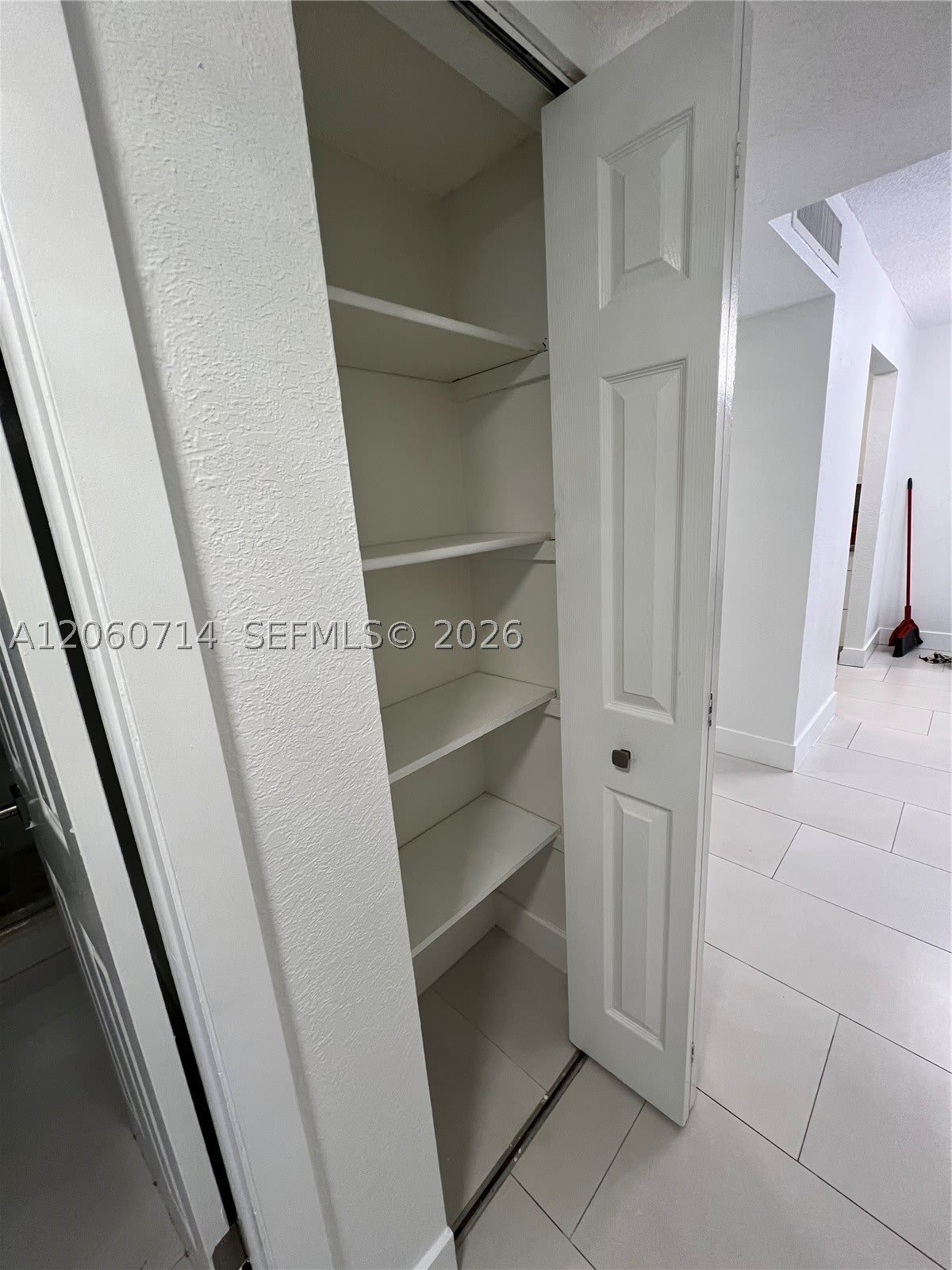 9520 SW 8th St – photo 4