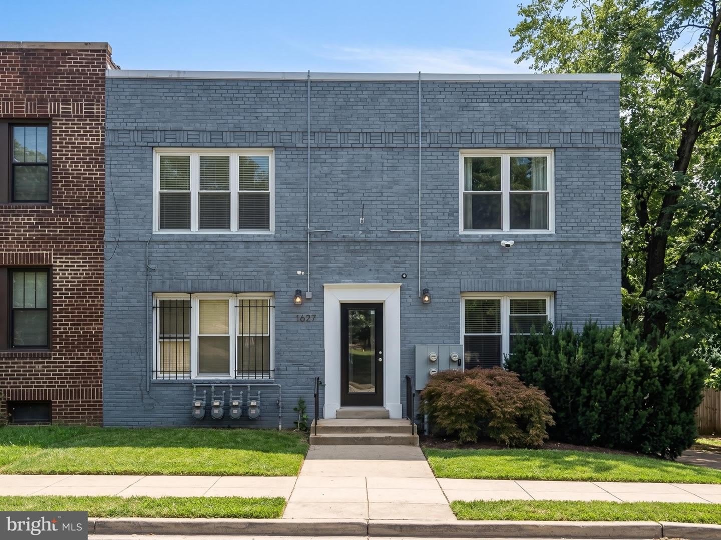 1627 HOLBROOK ST NE #3 – photo 2