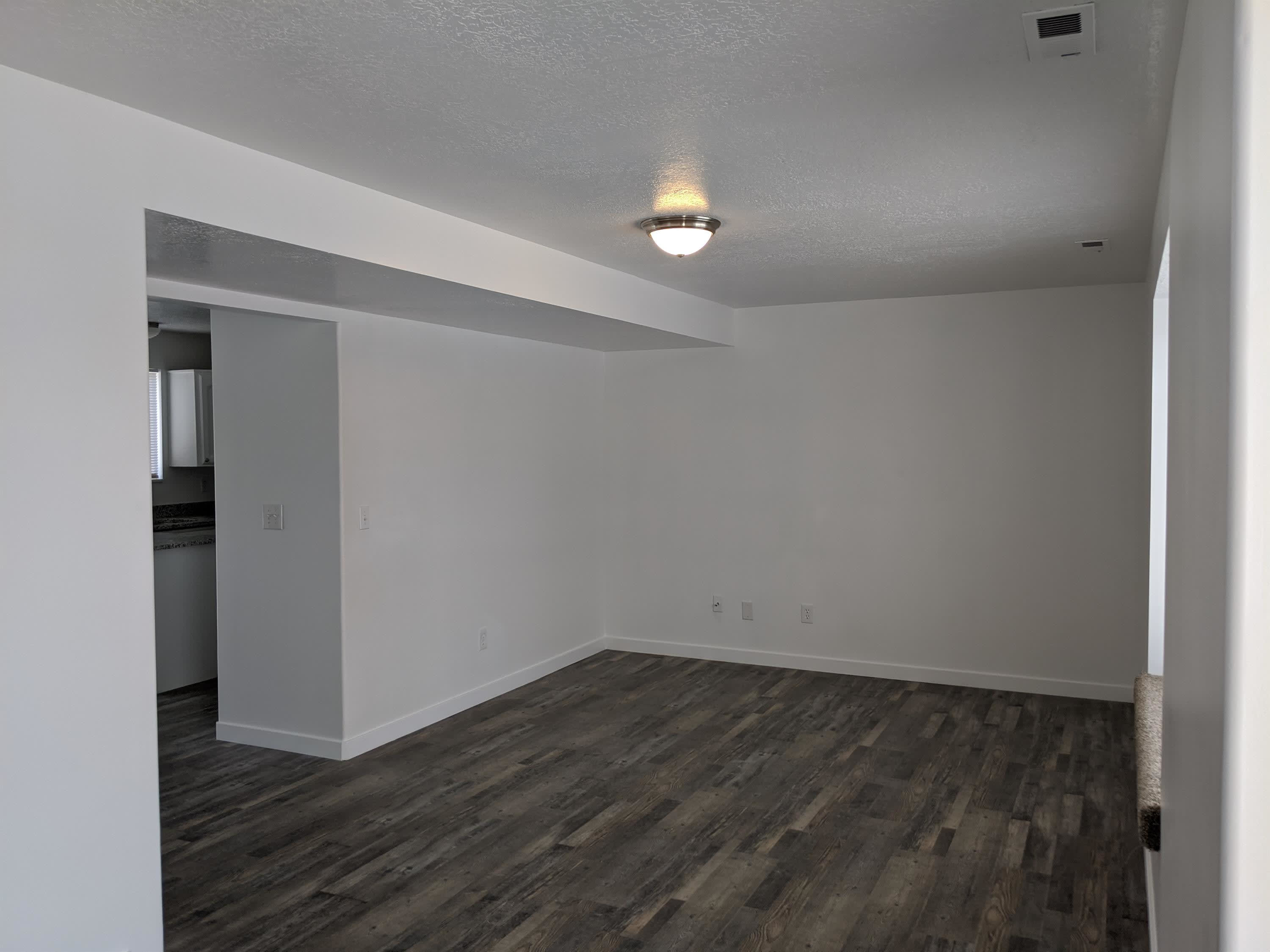 435 N Kersh – photo 4