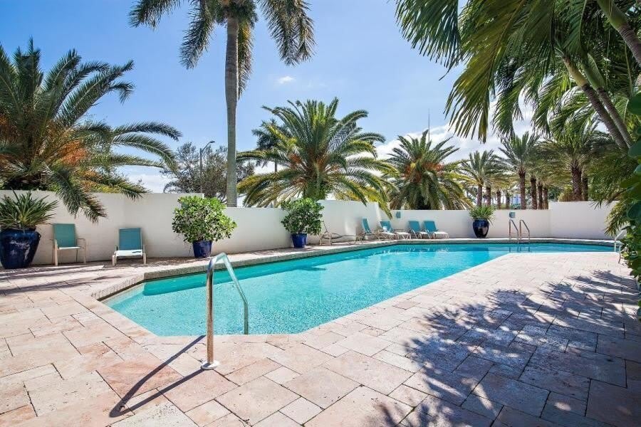 1617 N Flagler Drive – photo 4