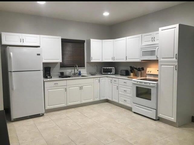 15831 N 44th St N – photo 3