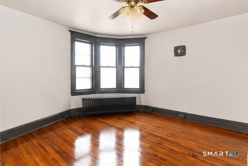 2341 Barnum Avenue – photo 4