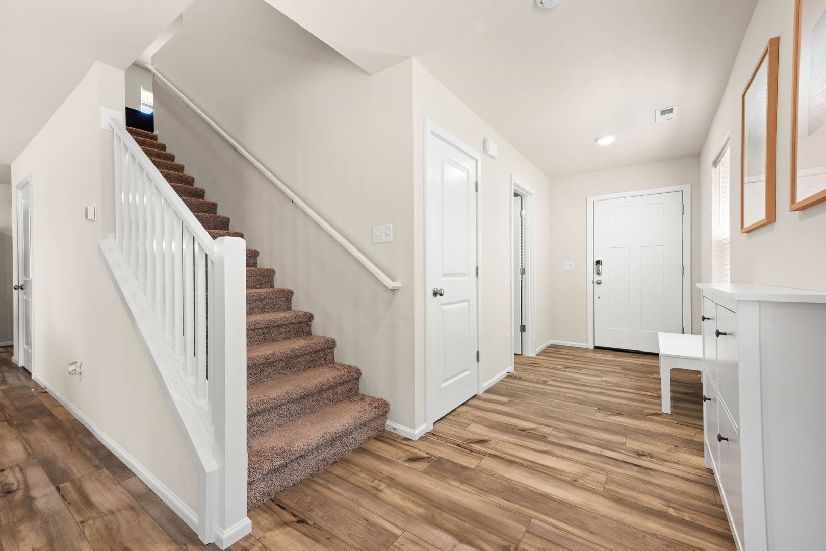 Spacious 3-Bedroom Home with Bonus Room, Main-Floor Den & Covered Patio Near JBLM – photo 4