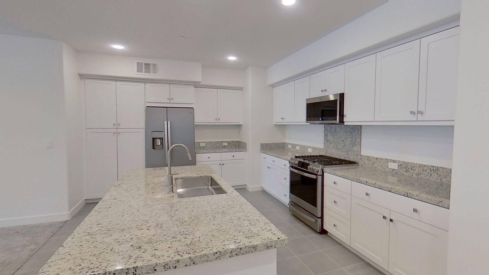 1859 S Union St #31, Anaheim: Spacious 1,400 sqft 2 Bed 2 Bath Condo with Community Amenities! – photo 3