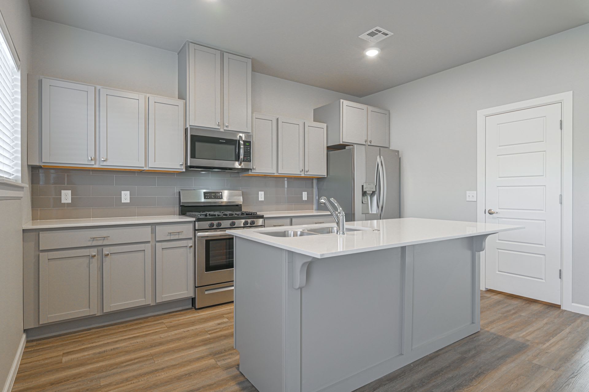 13505 Bluejacket Dr – photo 5