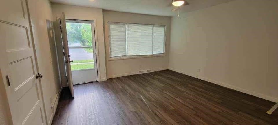 2801 Victoria Ln – photo 3