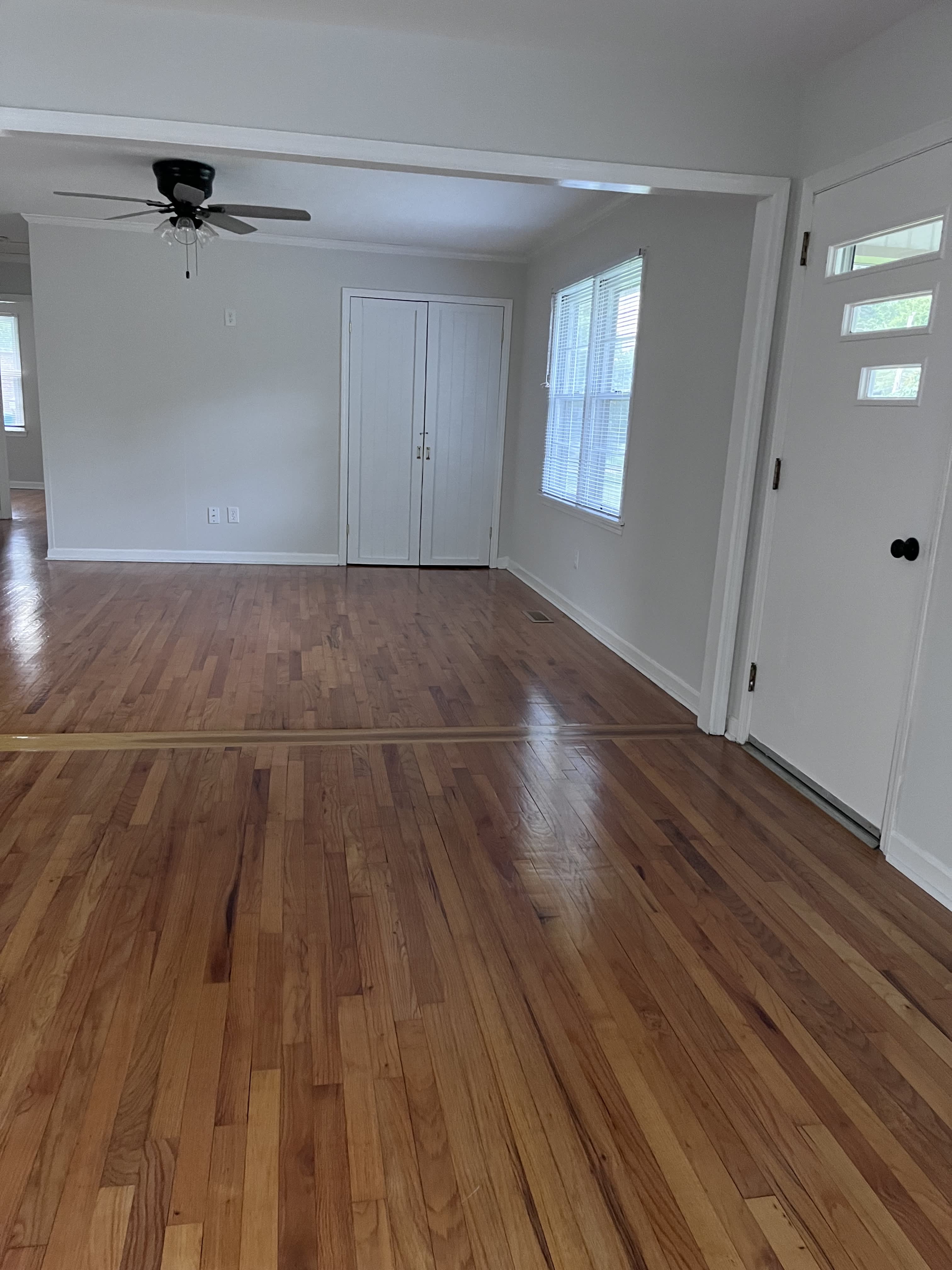 4365 Pope Ave – photo 3