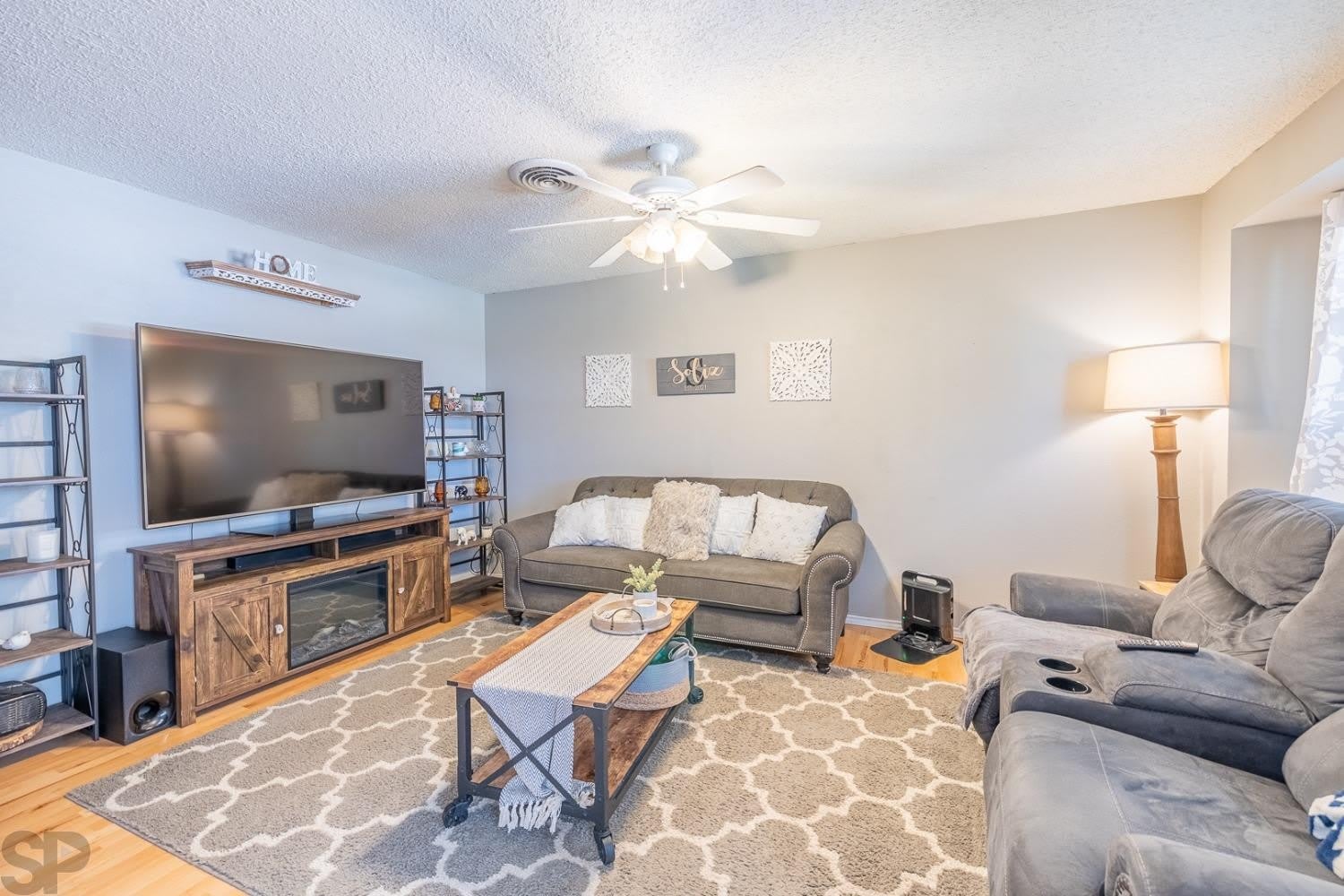 3413 Belmont Avenue – photo 5