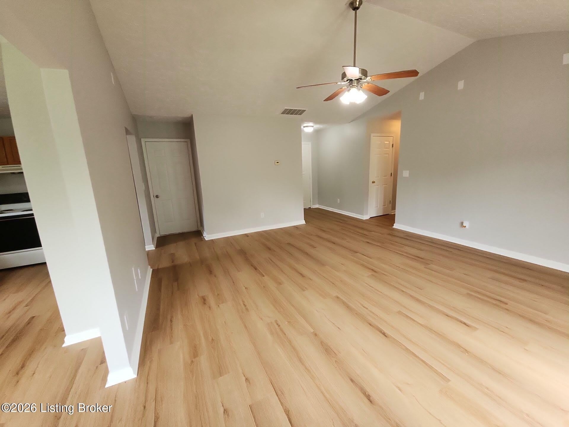 405 Parker Pl – photo 5