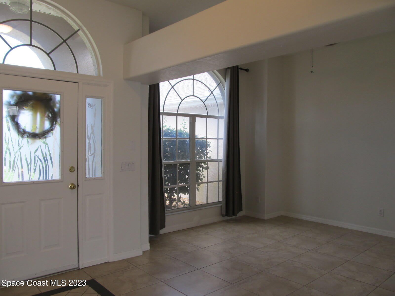 986 Fostoria Drive – photo 5