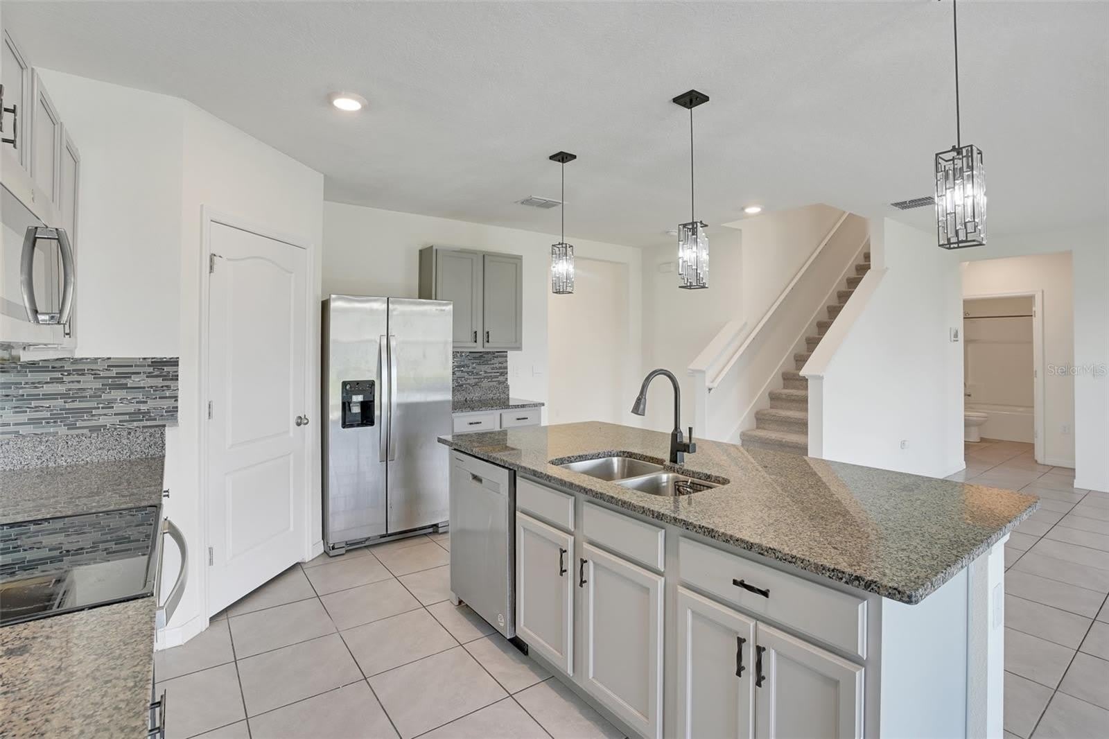 11338 AMBER RIDGE Drive – photo 5