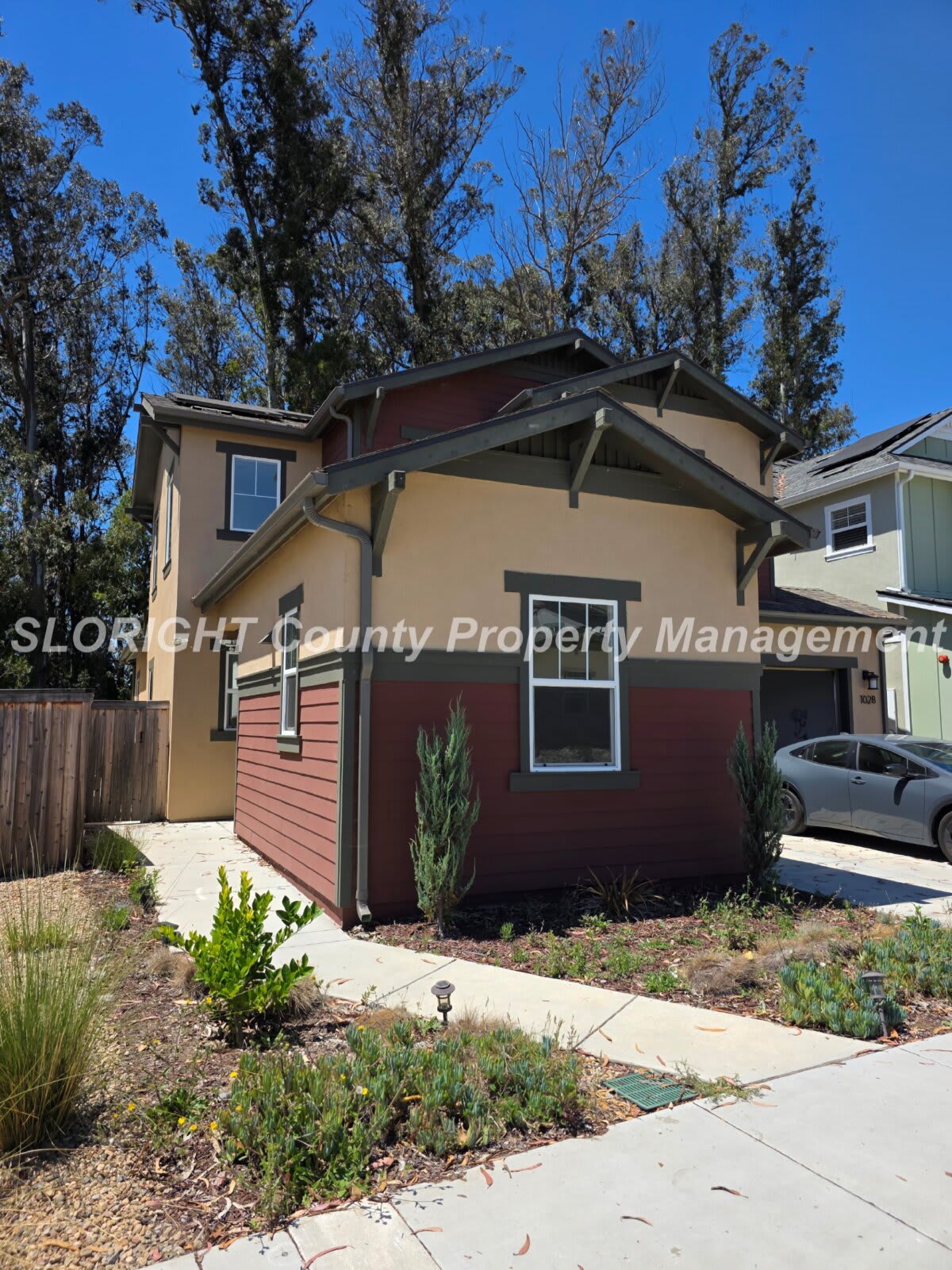 1028 Forest Street – photo 1