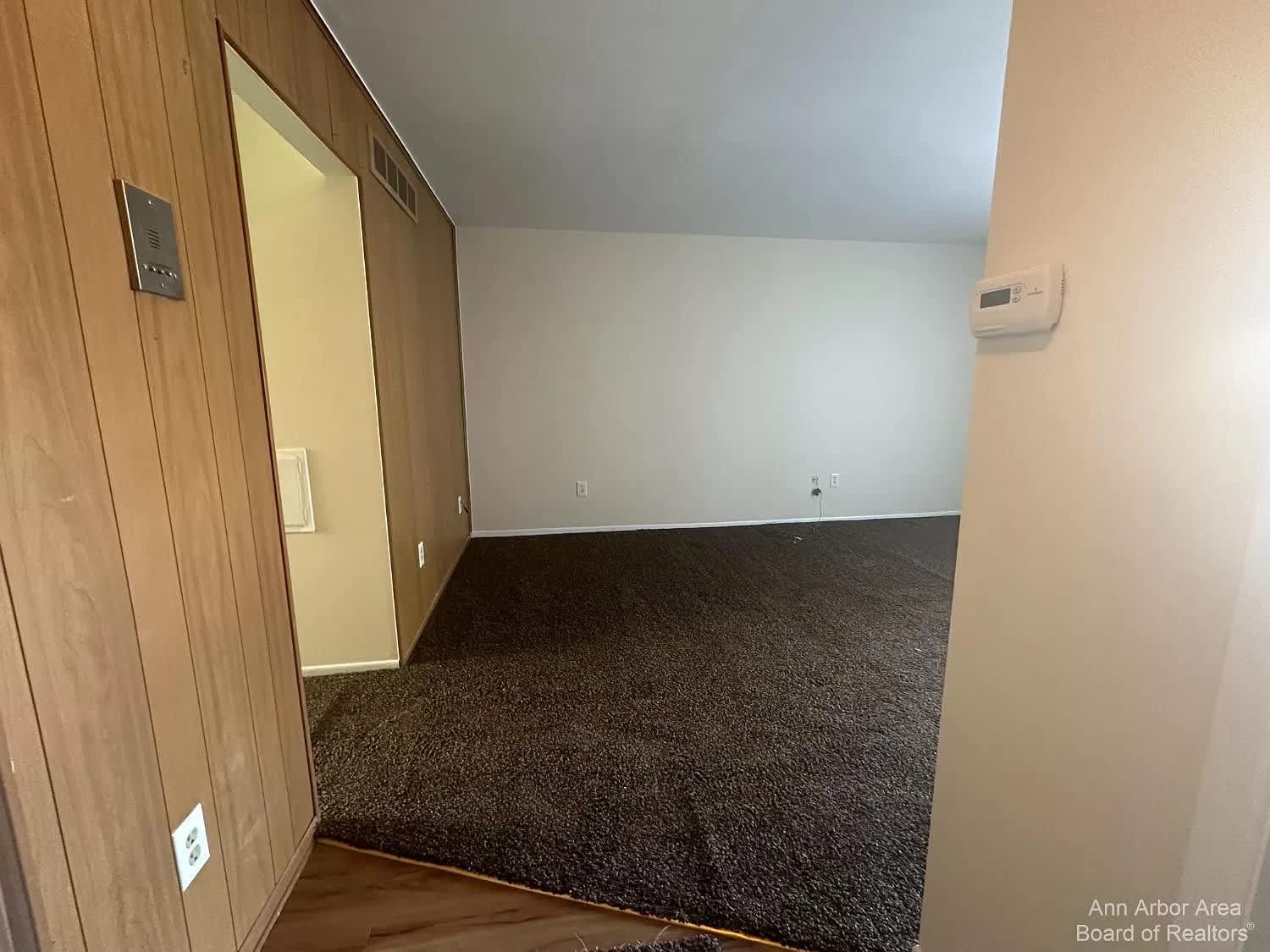 1722 Washtenaw Avenue – photo 4