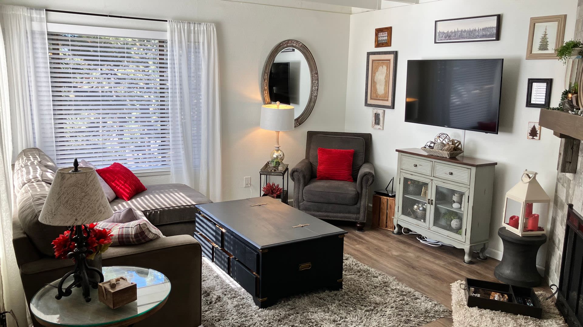 Cozy two bedroom Lake Village Condo available September 14th – photo 2