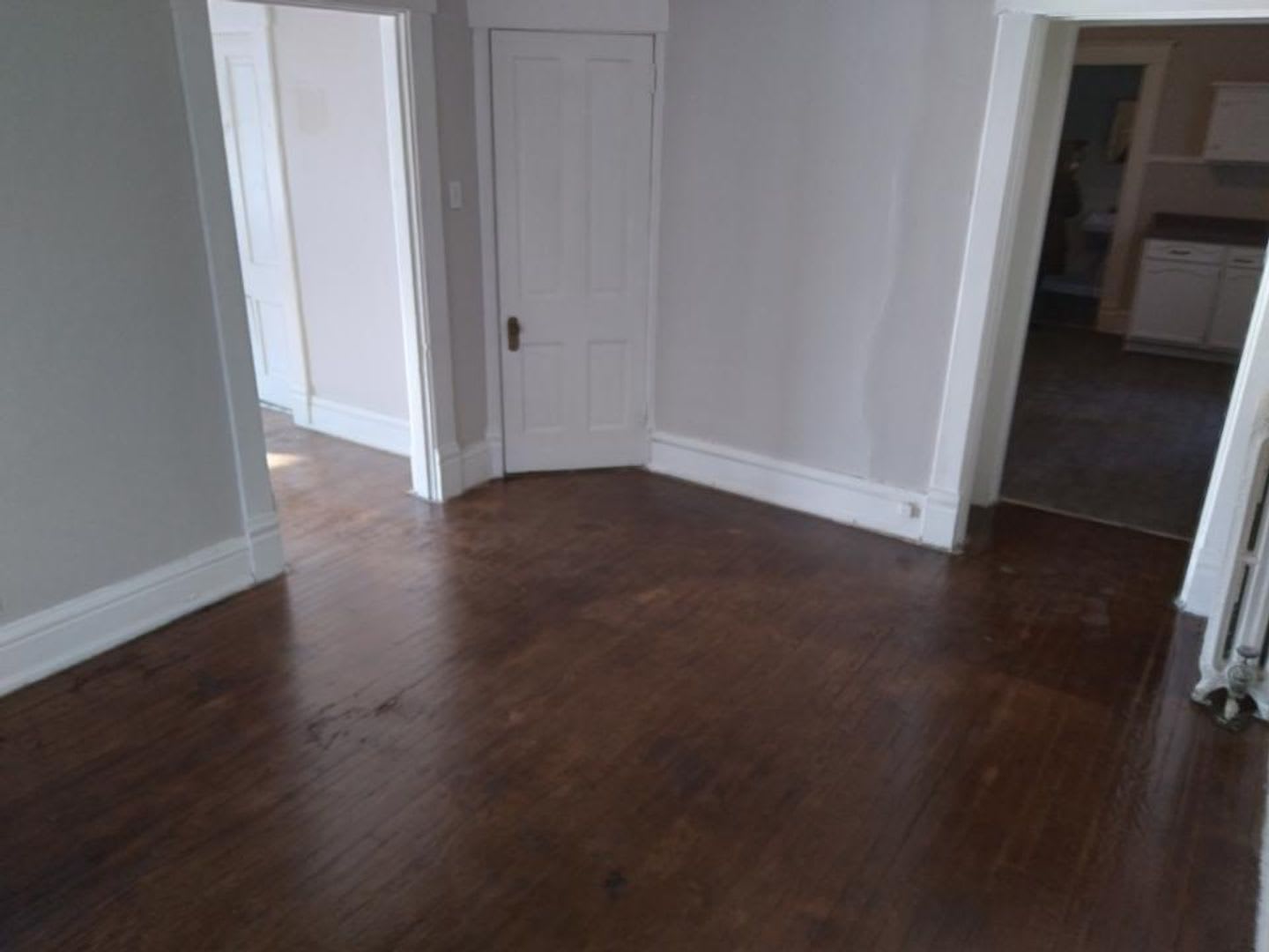 414 E East St – photo 5