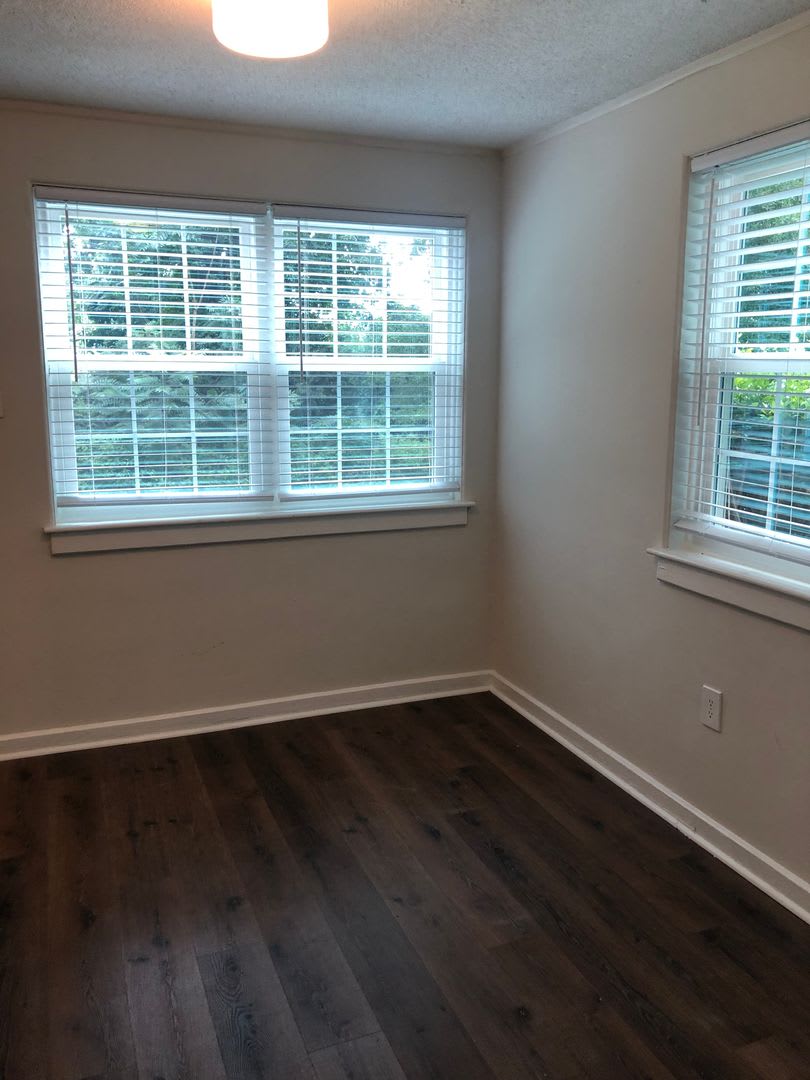 Greenville 2BD/1BA, 896SF – photo 4