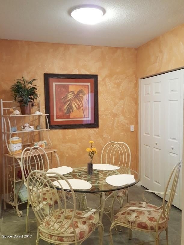 8891 Lake Drive – photo 4