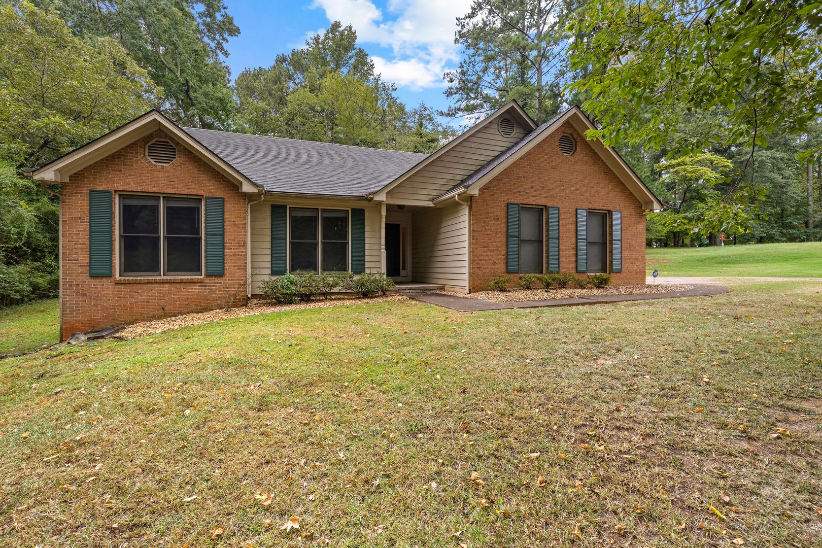 Updated 3BR Ranch Near Downtown Fayetteville – photo 3