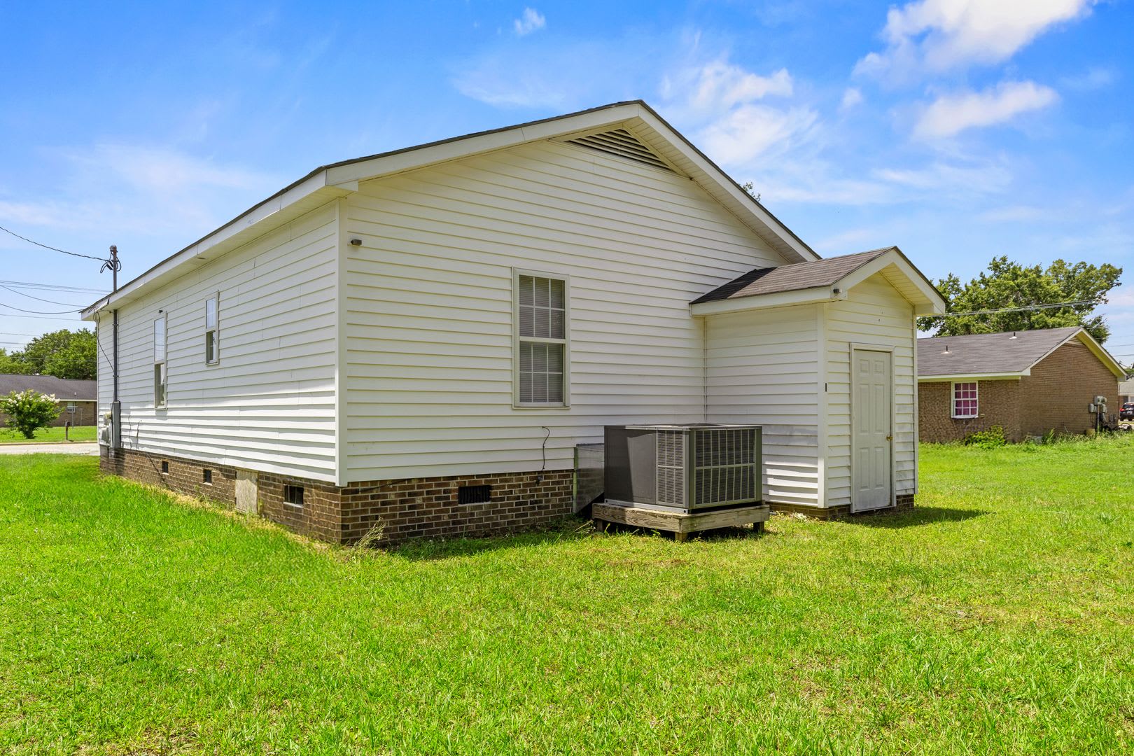Updated Three Bedroom Home – photo 2