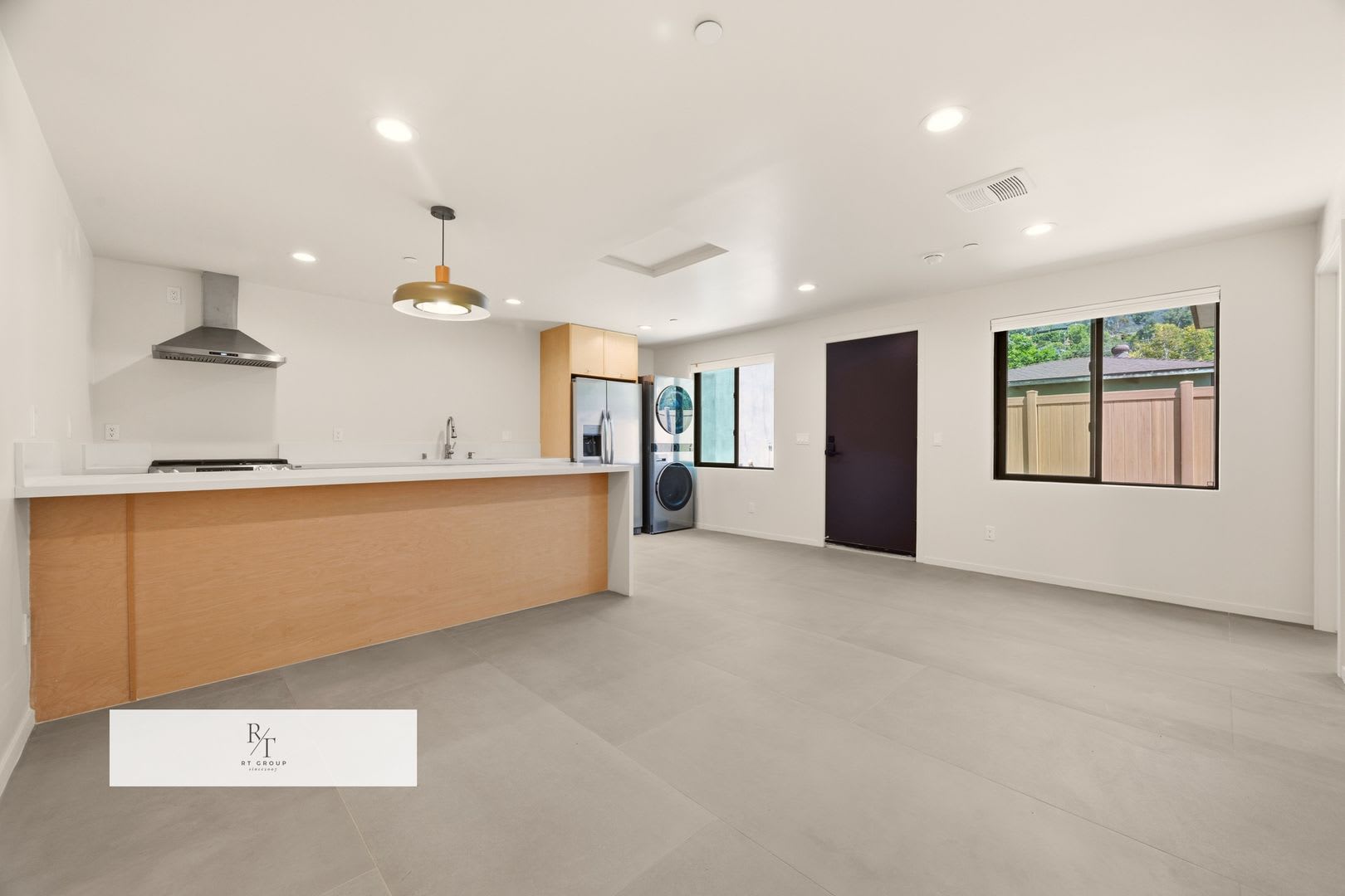 Brand New 2 Bed – photo 3