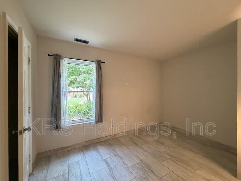 5445 Indian River Rd – photo 5