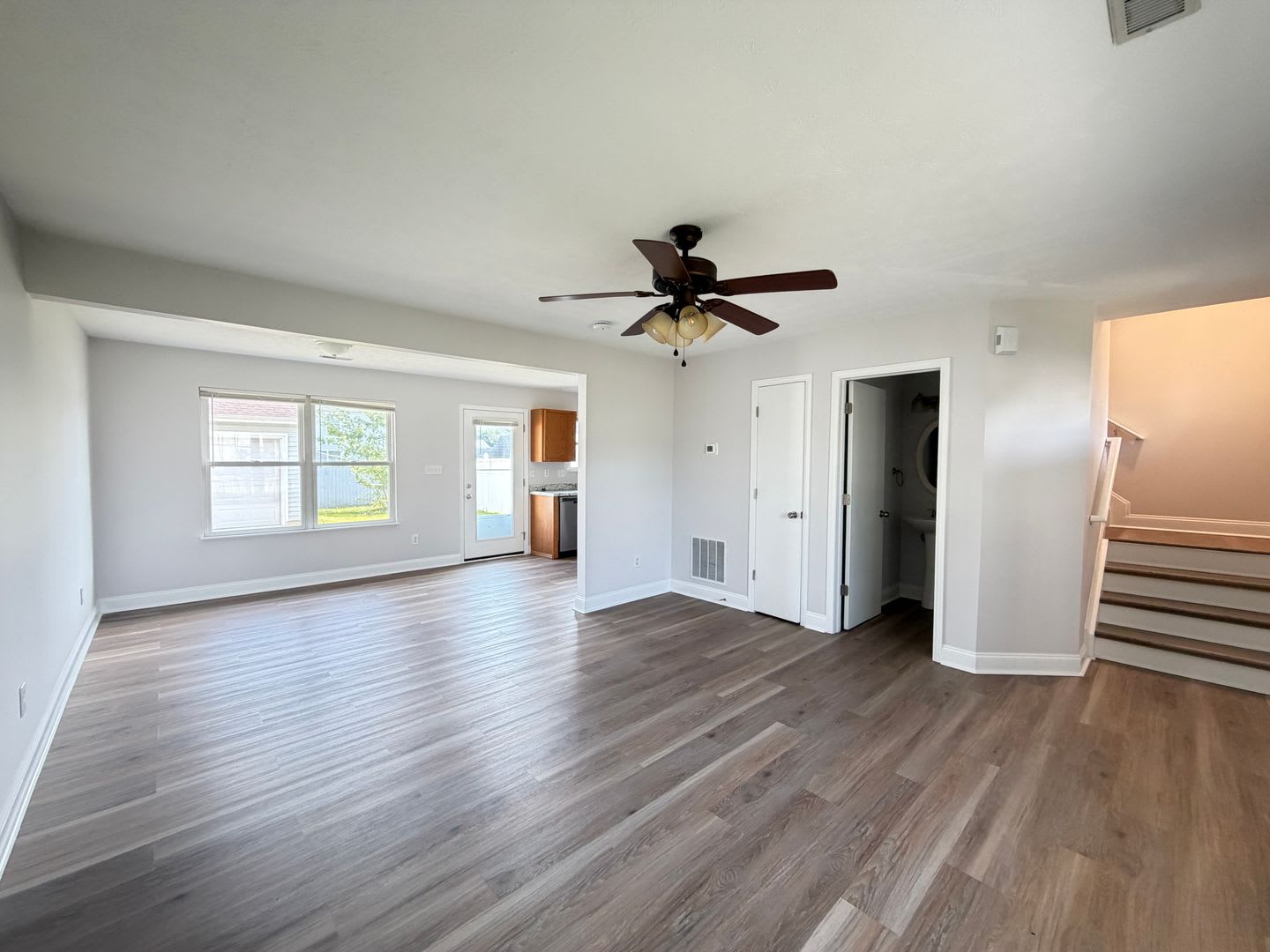 6611 Hunters Creek Blvd – photo 2