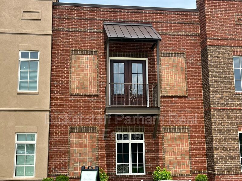 6801 River Rd Building I – photo 1
