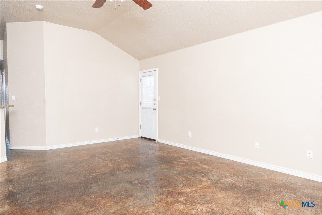 4102 Cambridge Drive – photo 2