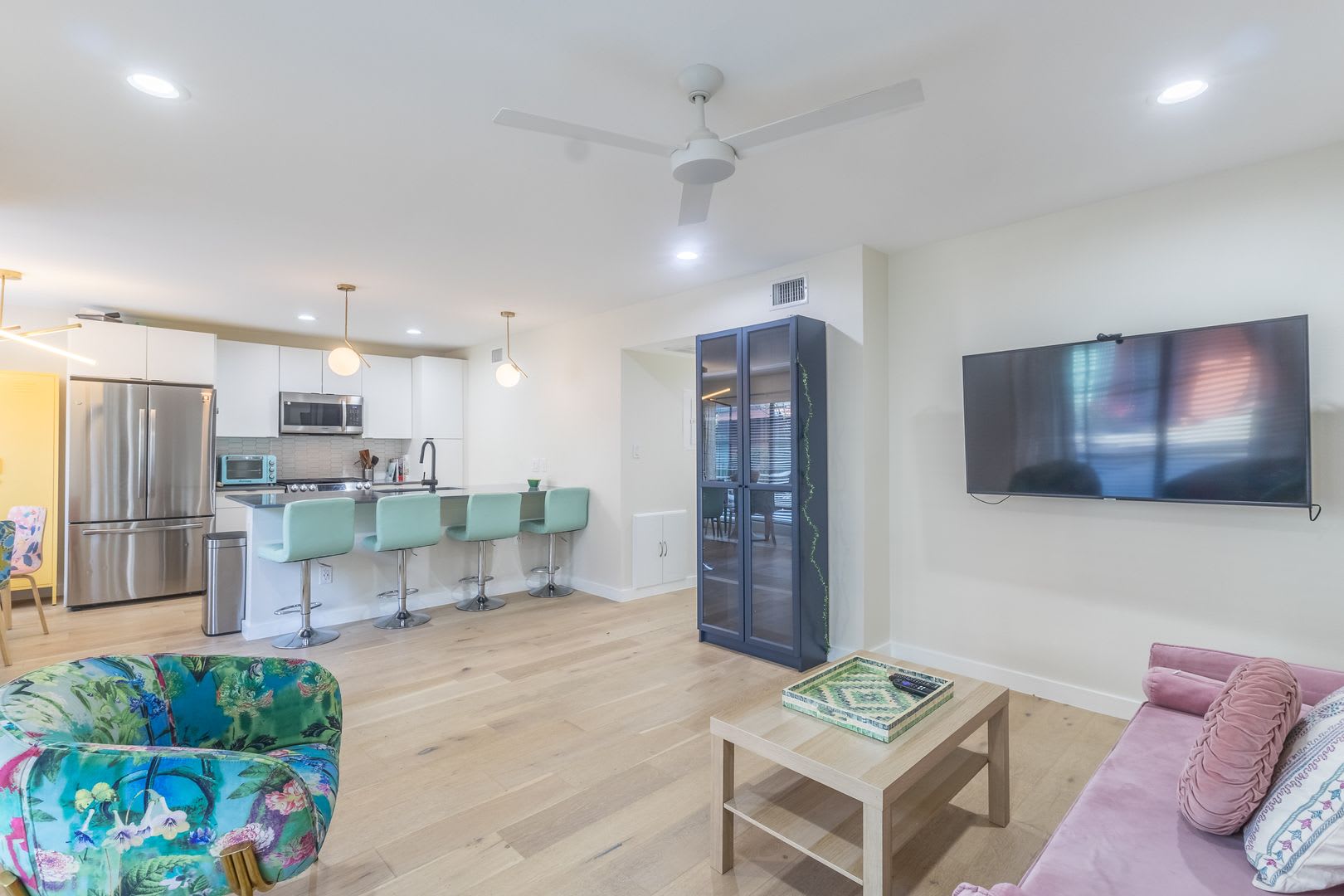 400 E 30th St #101 – photo 5