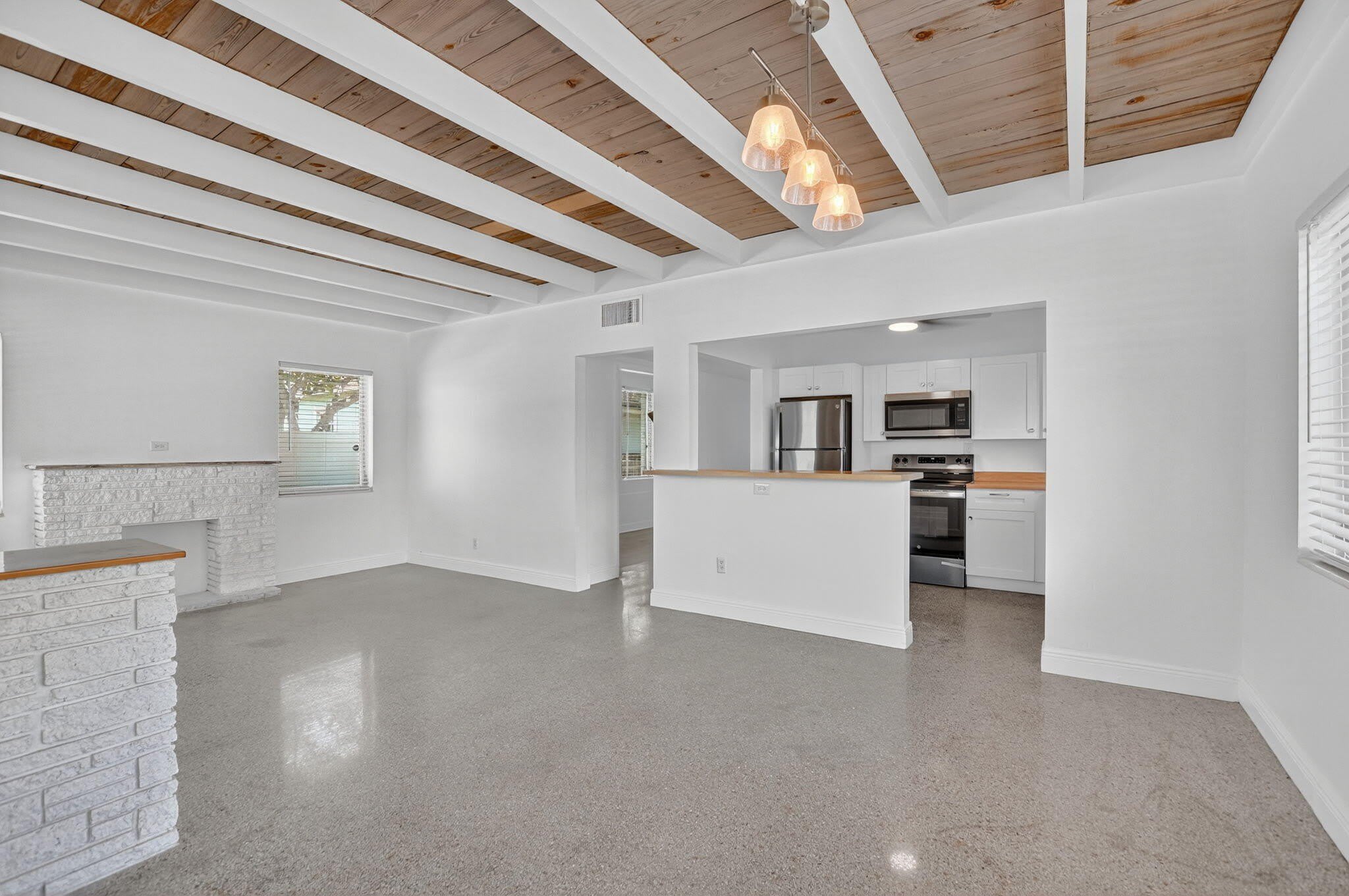910 Se 3Rd Street – photo 4