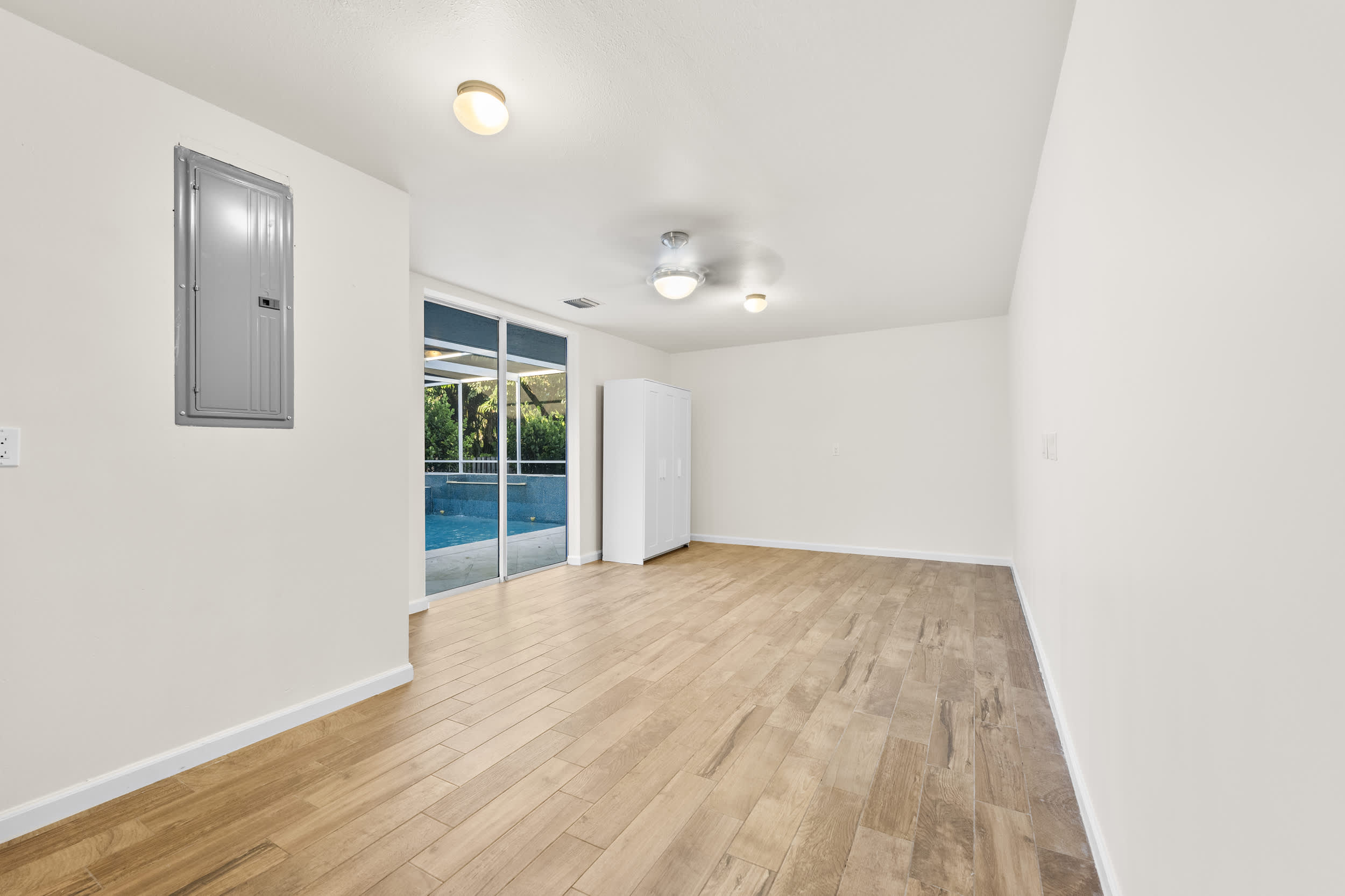 11741 Nw 23rd St – photo 3