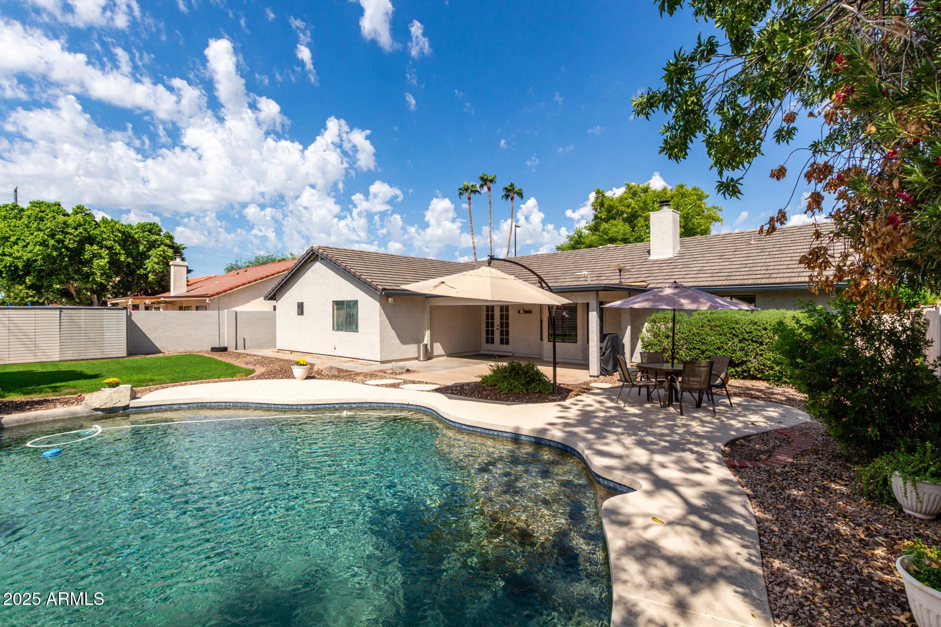 2041 E MARQUETTE Drive – photo 1