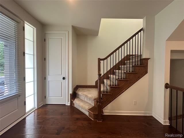 1555 RUFFNER Avenue – photo 5